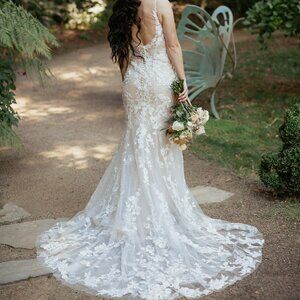 Enzoani Nadia Gown - Ivory / Nude